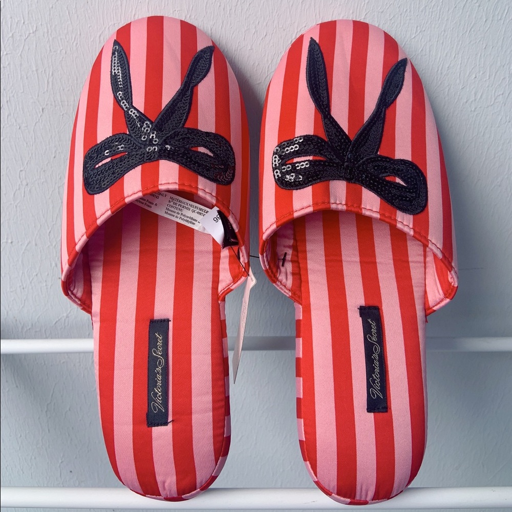 Victoria’s Secret slipper - Picture 5 of 10